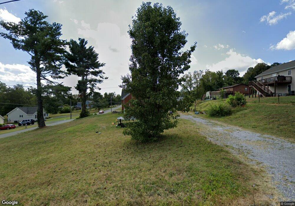 56 Second St, Staunton, VA 24401 - photo 1