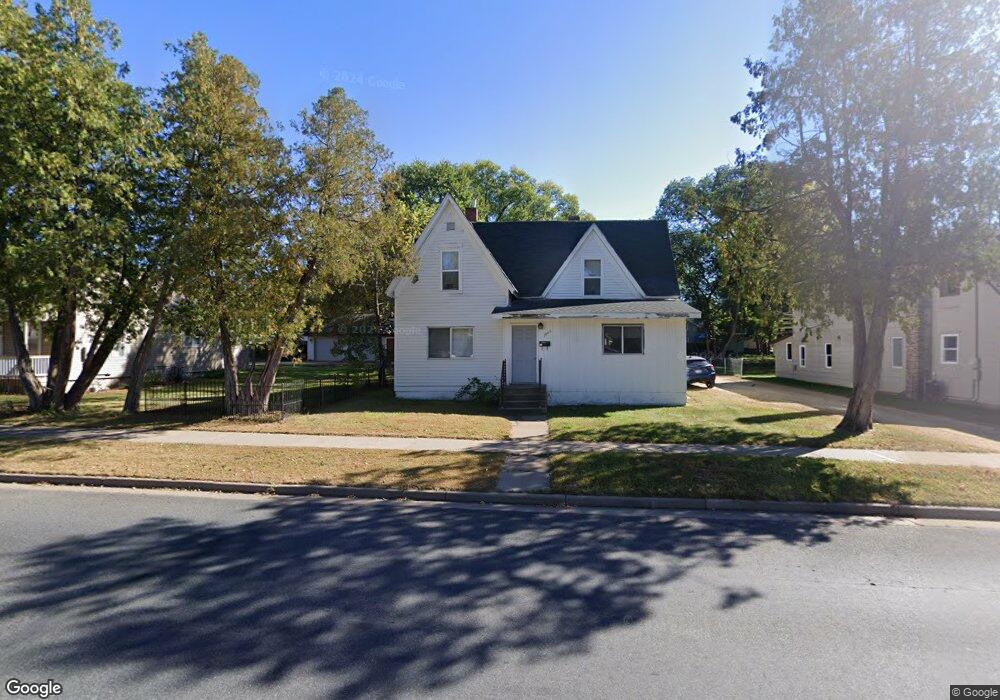 1608 1608 9th-Street-e, Menomonie, WI 54751 - photo 1