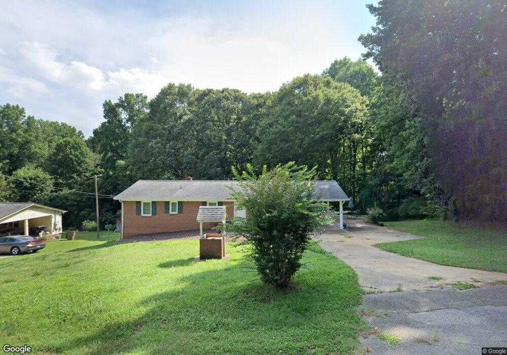 1906 Kendrick Cir, Shelby, NC 28152 - photo 1