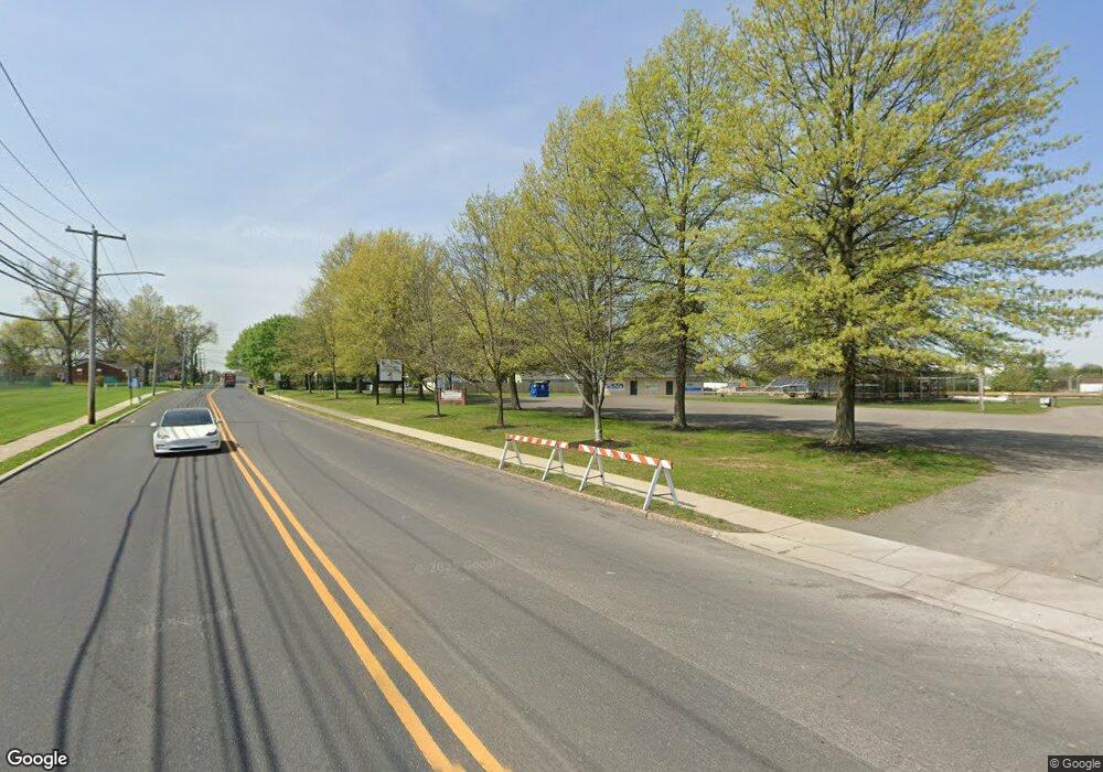 910 Moyer Rd, Lansdale, PA 19446 - photo 1