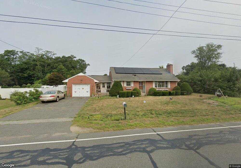 207 West St, Ludlow, MA 01056 - photo 1