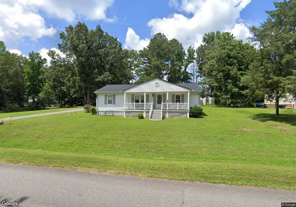 121 Holly Rd, Aylett, VA 23009 - photo 1