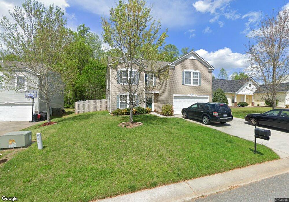 206 Wolf Creek Ln, Statesville, NC 28625 - photo 1