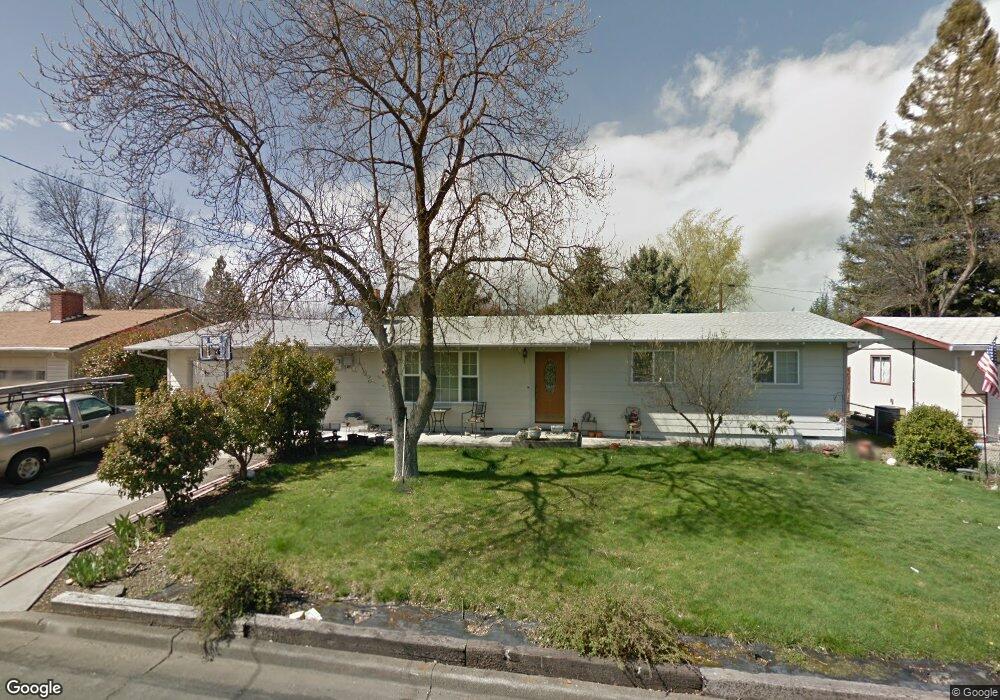 800 S 5th St, Central Point, OR 97502 - photo 1