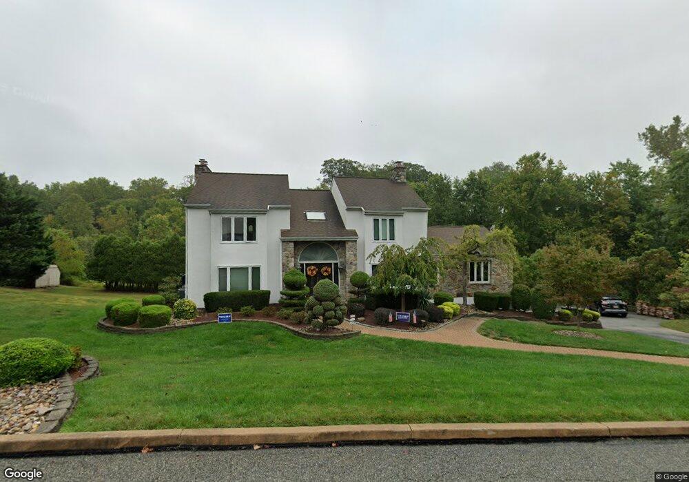 8 Chapel Cir, Broomall, PA 19008 - photo 1