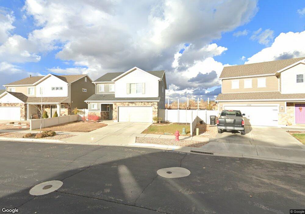 1240 W Waterfront Dr, Syracuse, UT 84075 - photo 1