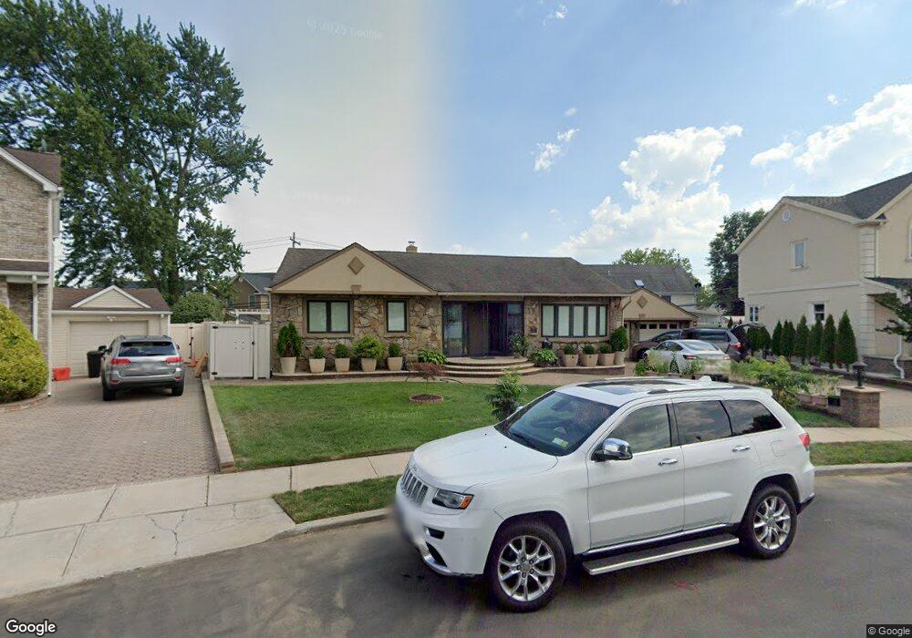 671 Patterson Ave, Franklin Square, NY 11010 - photo 1