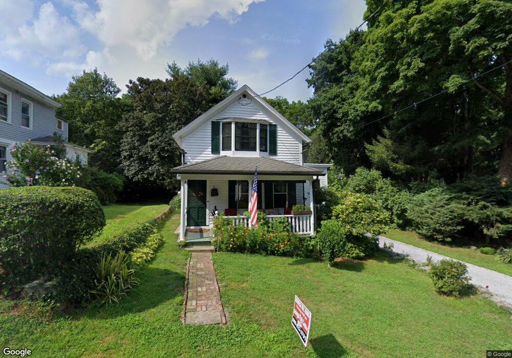 43 Beech St, Norwich, CT 06360 - photo 1