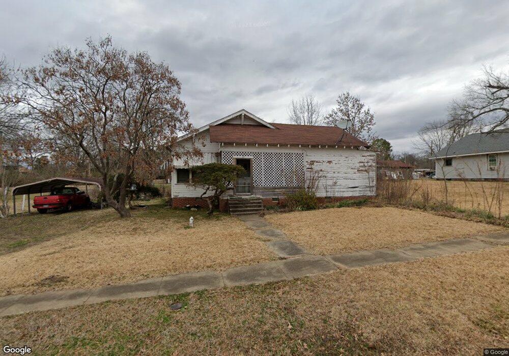 209 E Beech St, Gurdon, AR 71743 - photo 1