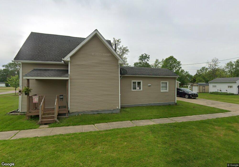 102 W Satin St, Jefferson, OH 44047 - photo 1