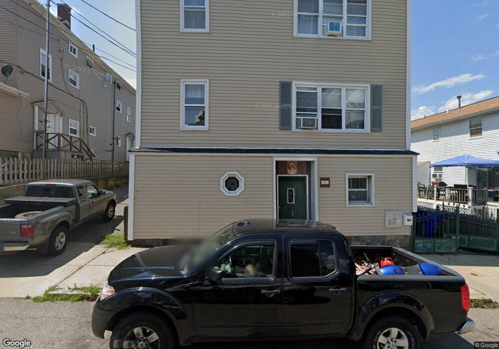 291 Tuttle St unit 3, Fall River, MA 02724 - photo 1