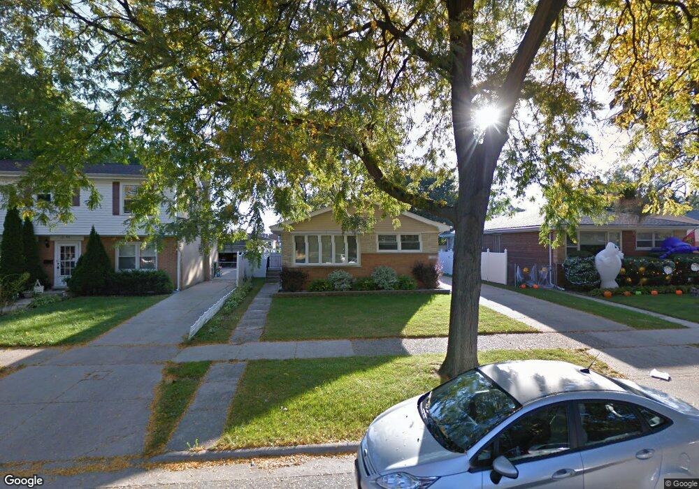 1863 Ash St, Des Plaines, IL 60018 - photo 1