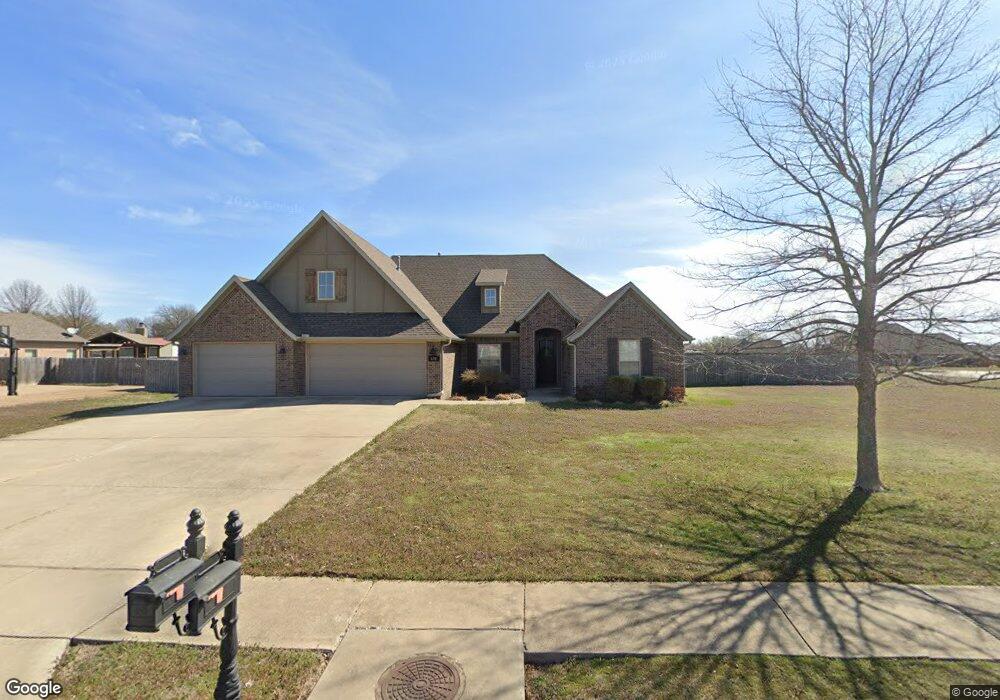 690 Tuscan Sun Ln, Tontitown, AR 72762 - photo 1