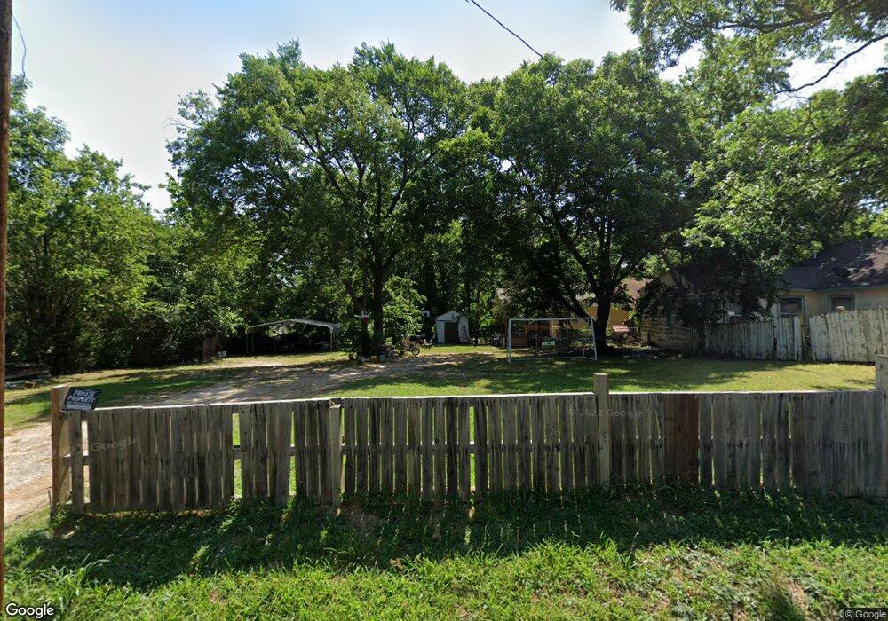 408 Henderson St, Bonham, TX 75418 - photo 1