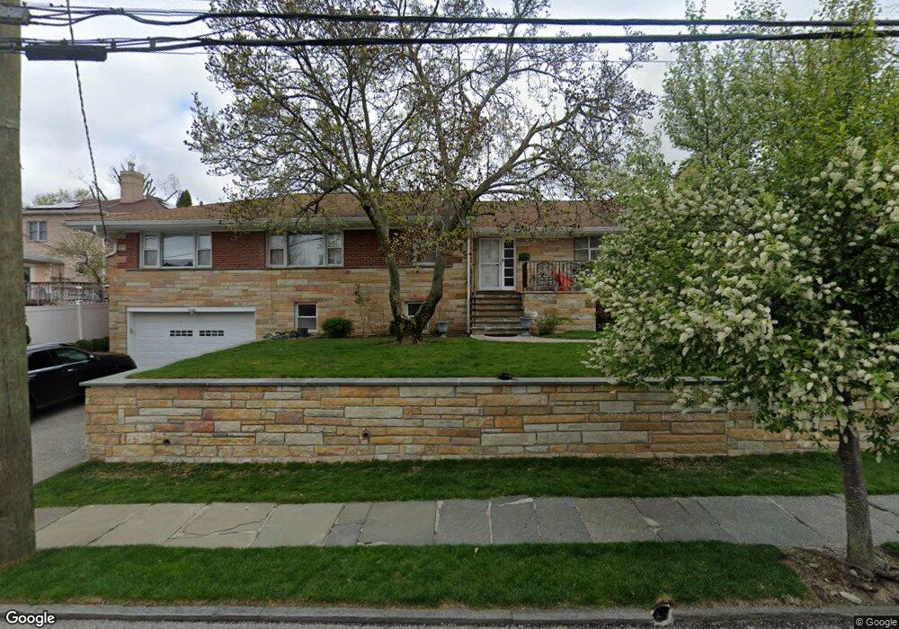 59 Mohawk Rd, Yonkers, NY 10710 - photo 1