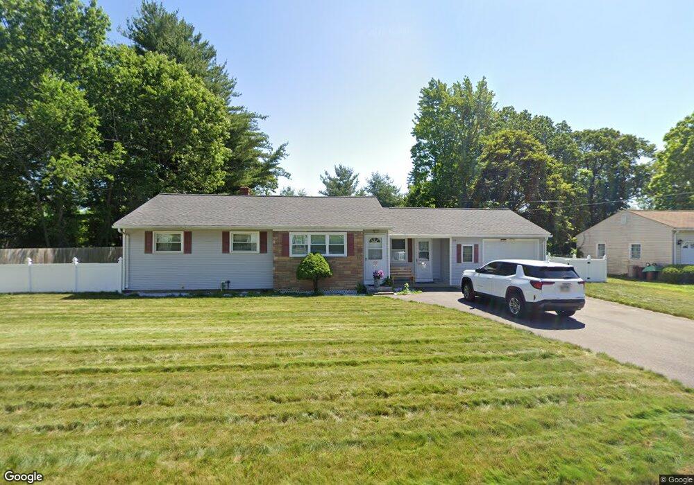 135 Jerilis Dr, Springfield, MA 01119 - photo 1