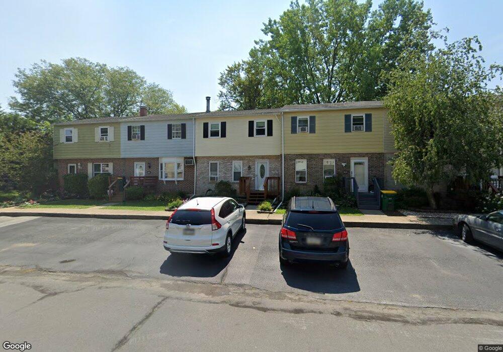 5586 Wedge Ln, Allentown, PA 18106 - photo 1