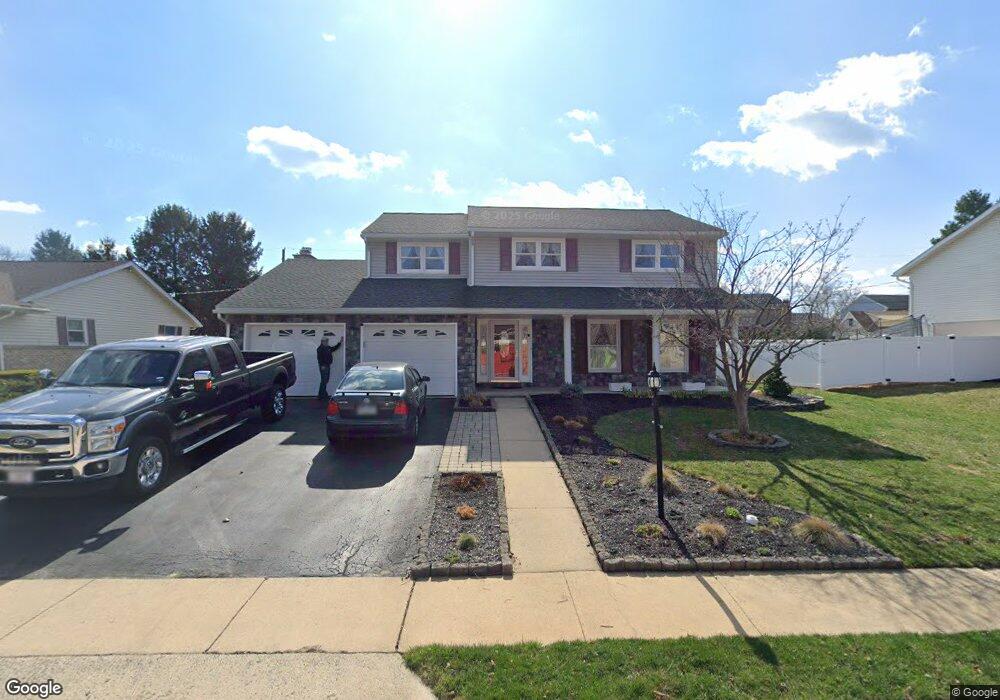1513 Cromwell Dr, Reading, PA 19610 - photo 1