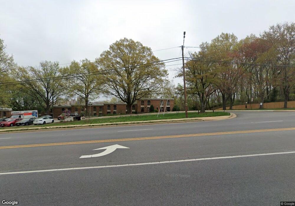 5741 N Kings Hwy, Alexandria, VA 22303 - photo 1