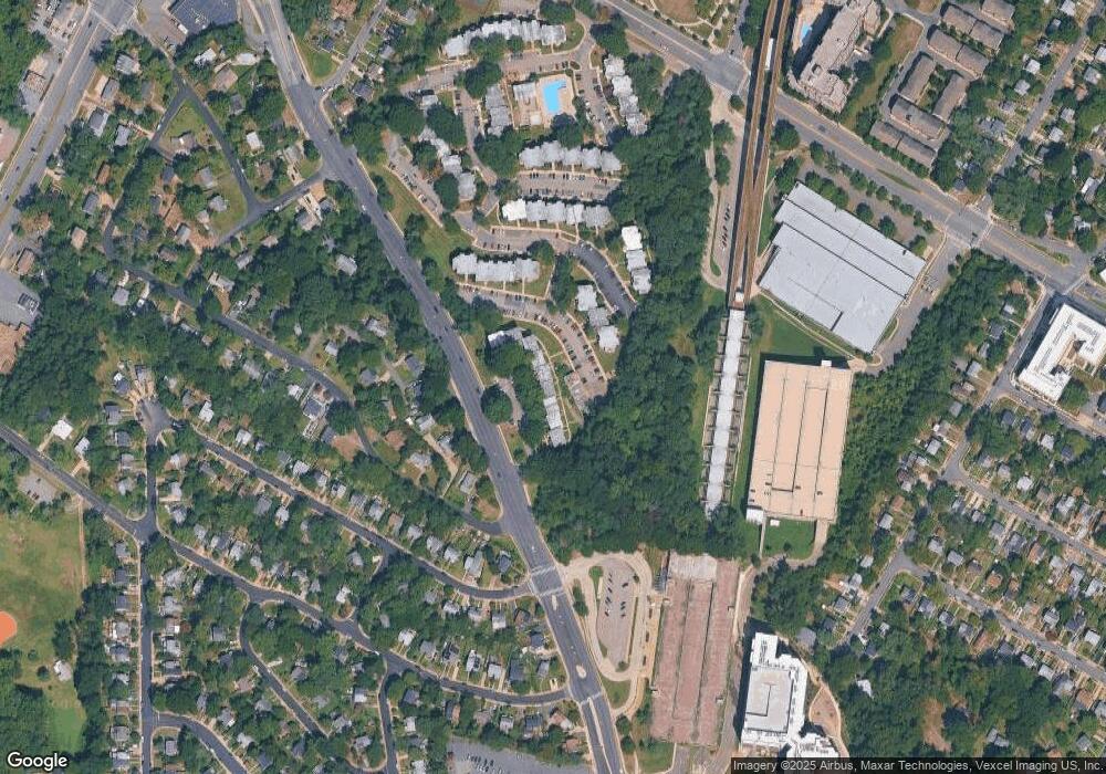 2615 Wagon Dr, Alexandria, VA 22303 - photo 1