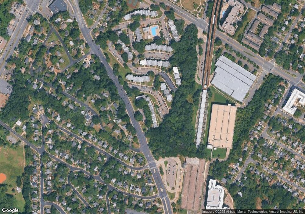 2619 Wagon Dr unit 345, Alexandria, VA 22303 - photo 1