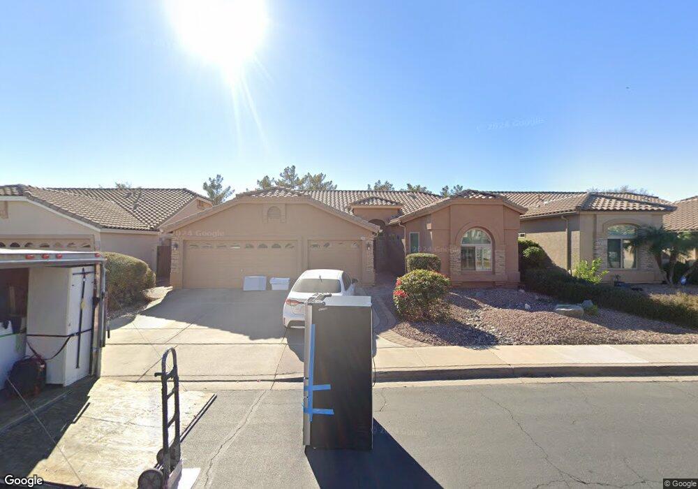 2335 E Robin Ln, Gilbert, AZ 85296 - photo 1