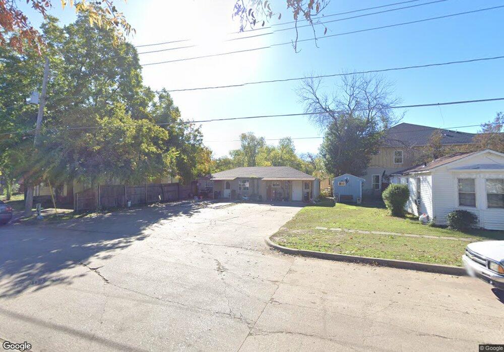 433 SW Dallas St, Grand Prairie, TX 75051 - photo 1