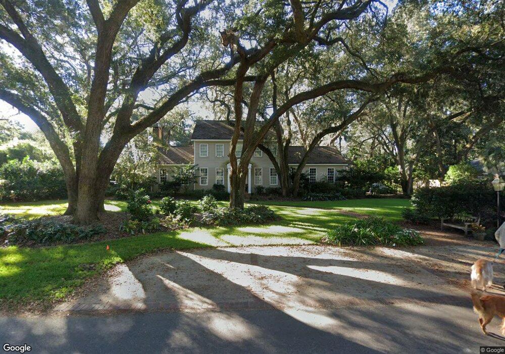207 Five Pounds Rd, Saint Simons Island, GA 31522 - photo 1