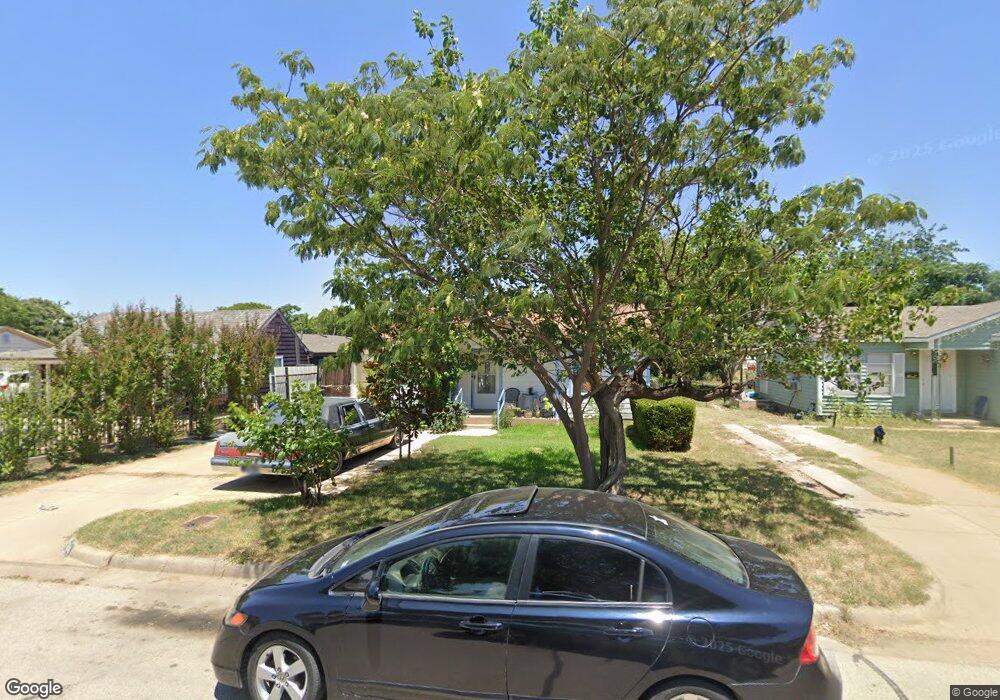 2606 NW 29th St, Fort Worth, TX 76106 - photo 1