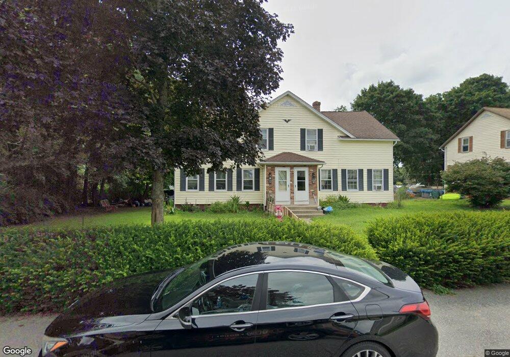 9 7th St unit 11, Plainfield, CT 06374 - photo 1