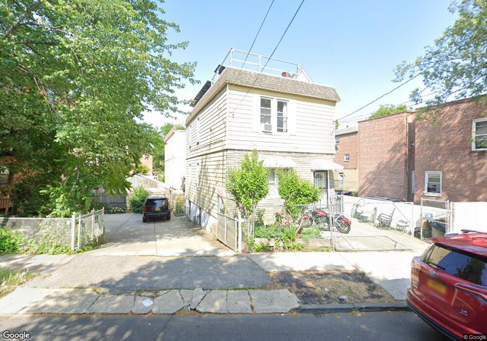 1962 Muliner Ave, Bronx, NY 10462 - photo 1