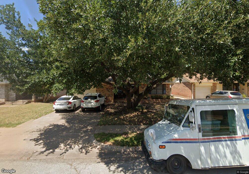 1608 Aldrich Ave, Wichita Falls, TX 76302 - photo 1