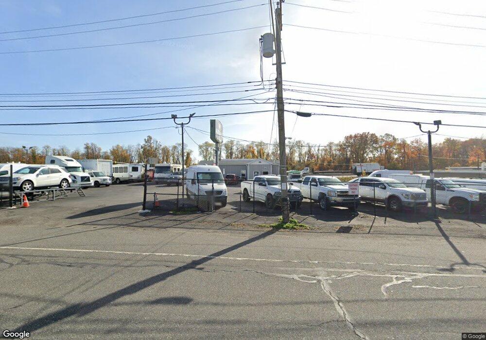 910 Lincoln Hwy, Morrisville, PA 19067 - photo 1