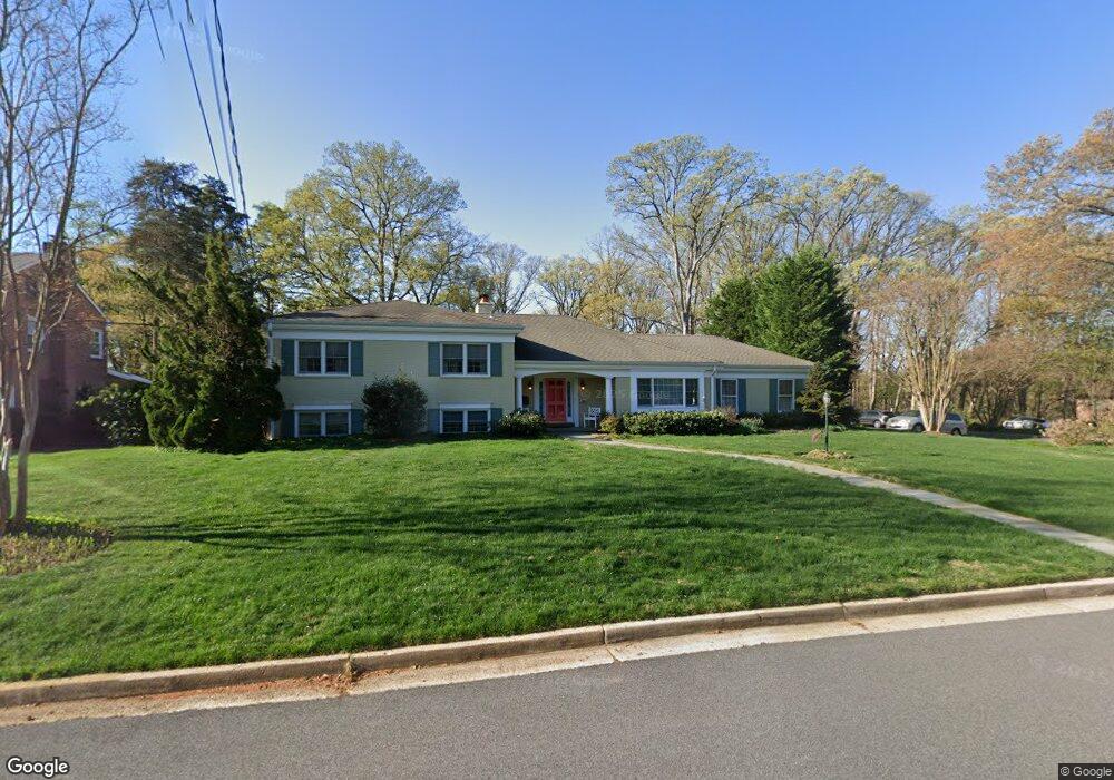 1217 Belle Vista Dr, Alexandria, VA 22307 - photo 1