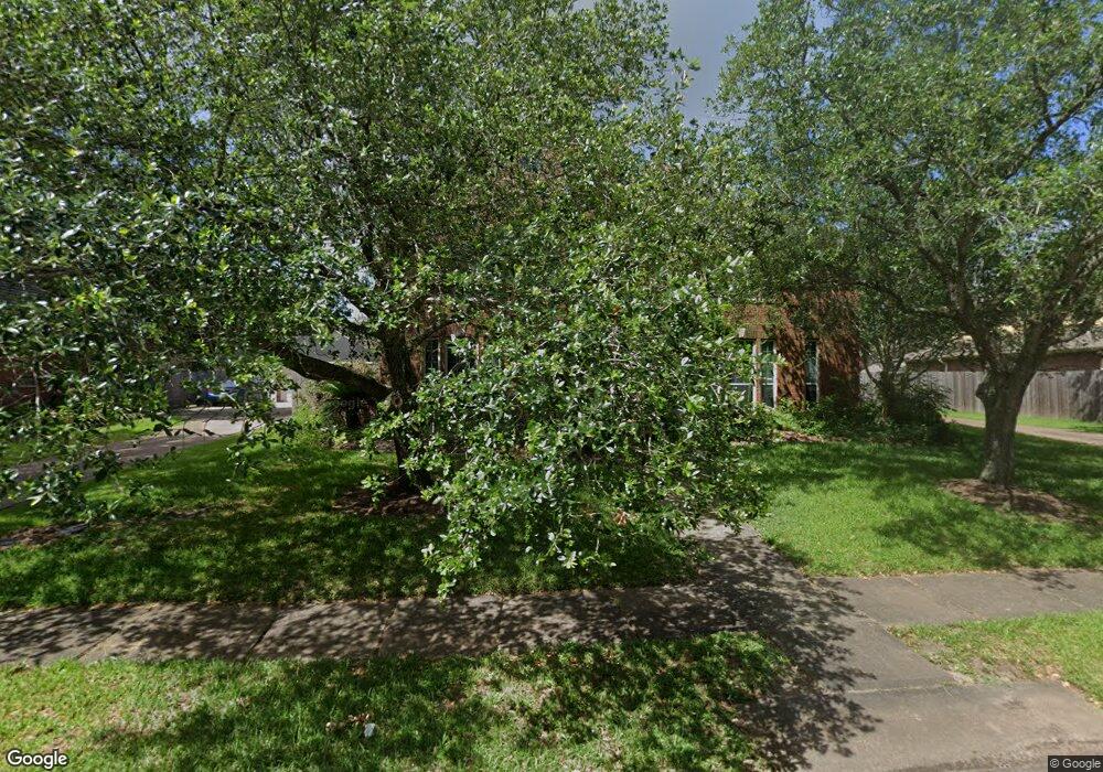 1808 Stonecreek Cir, Friendswood, TX 77546 - photo 1