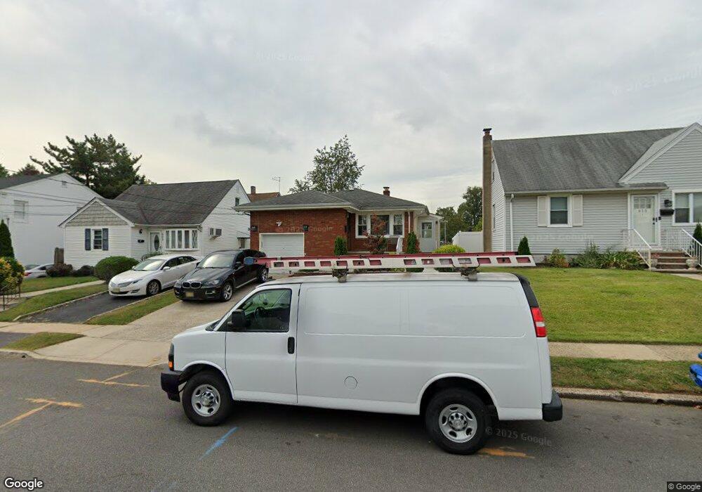 611 Maple Ave, Linden, NJ 07036 - photo 1