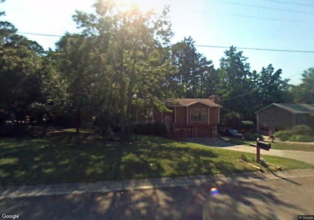 566 Rivercrest Dr, Woodstock, GA 30188 - photo 1