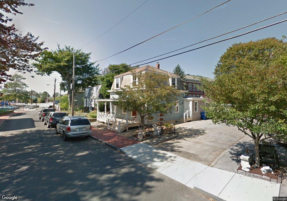 15 Bridge St, Newport, RI 02840 - photo 1