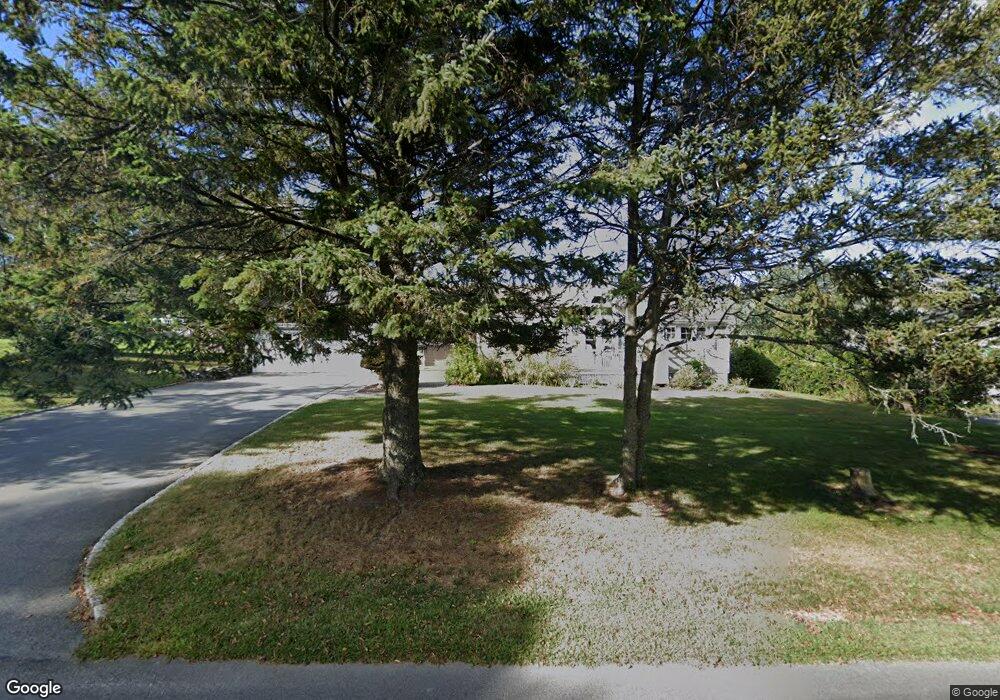 62 Bramans Ln, Portsmouth, RI 02871 - photo 1