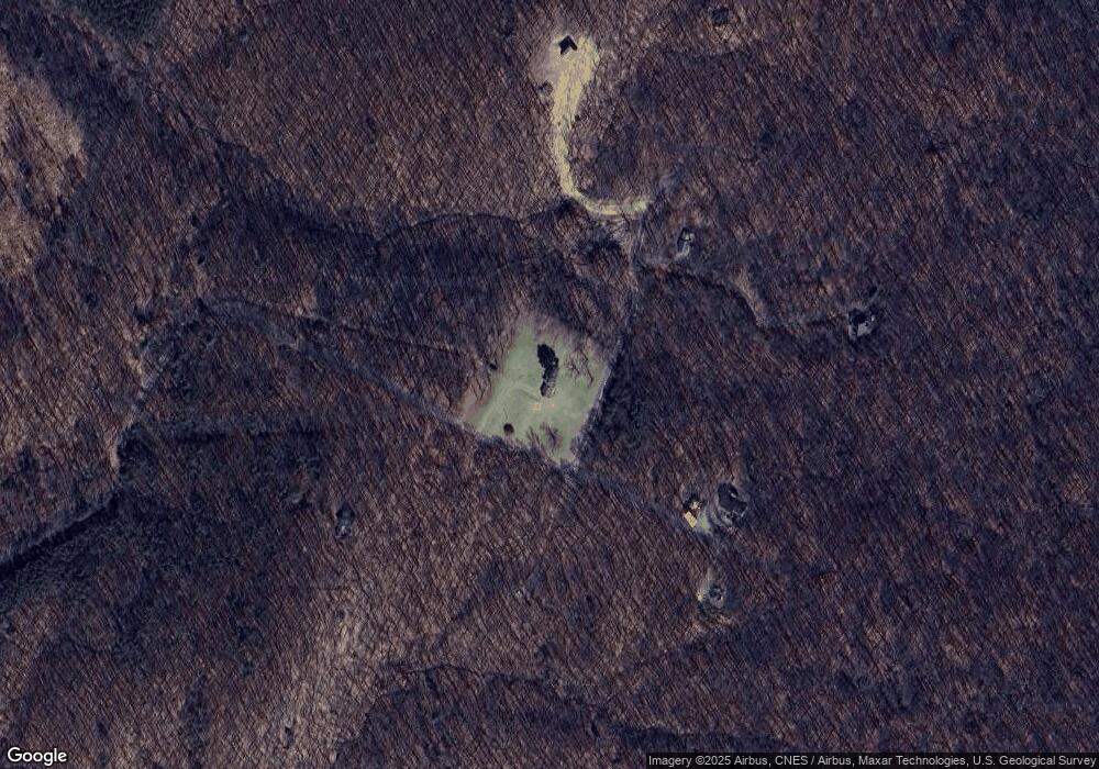 589 Log Cabin Ln, Berkeley Springs, WV 25411 - photo 1