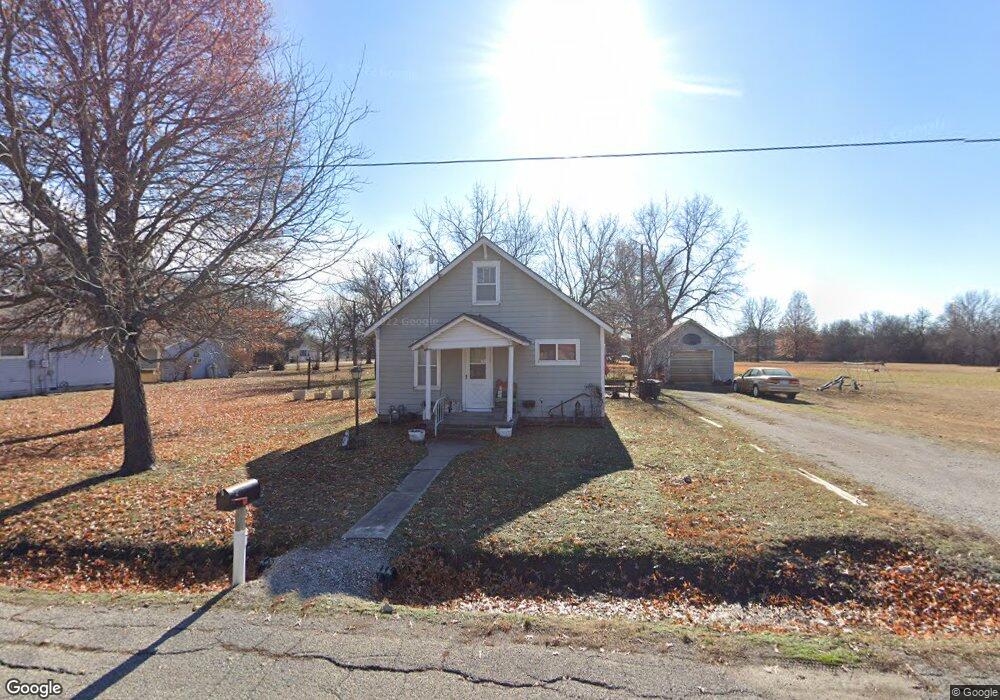 2310 Briggs Ave, Parsons, KS 67357 - photo 1
