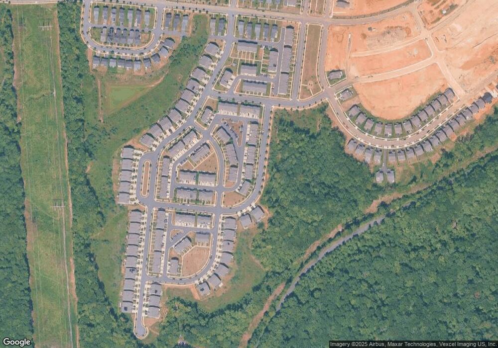 18042 Red Cedar Rd, Dumfries, VA 22026 - photo 1