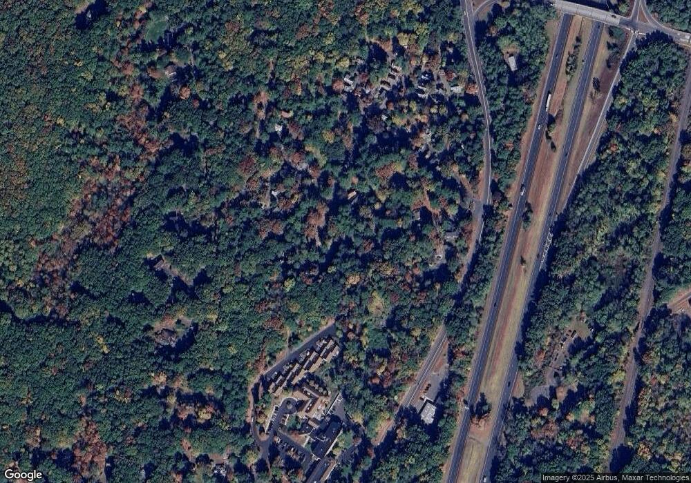 114 Laurel Park unit 114, Northampton, MA 01060 - photo 1