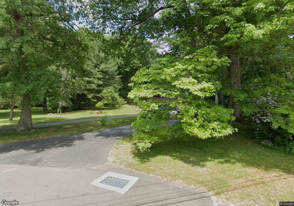 719 Mountain Laurel Rd, Fairfield, CT 06824 - photo 1