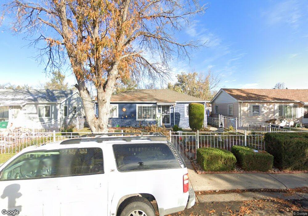 2348 Elmira St, Aurora, CO 80010 - photo 1