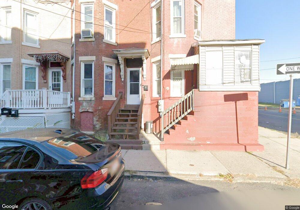 75 Newton St, Holyoke, MA 01040 - photo 1