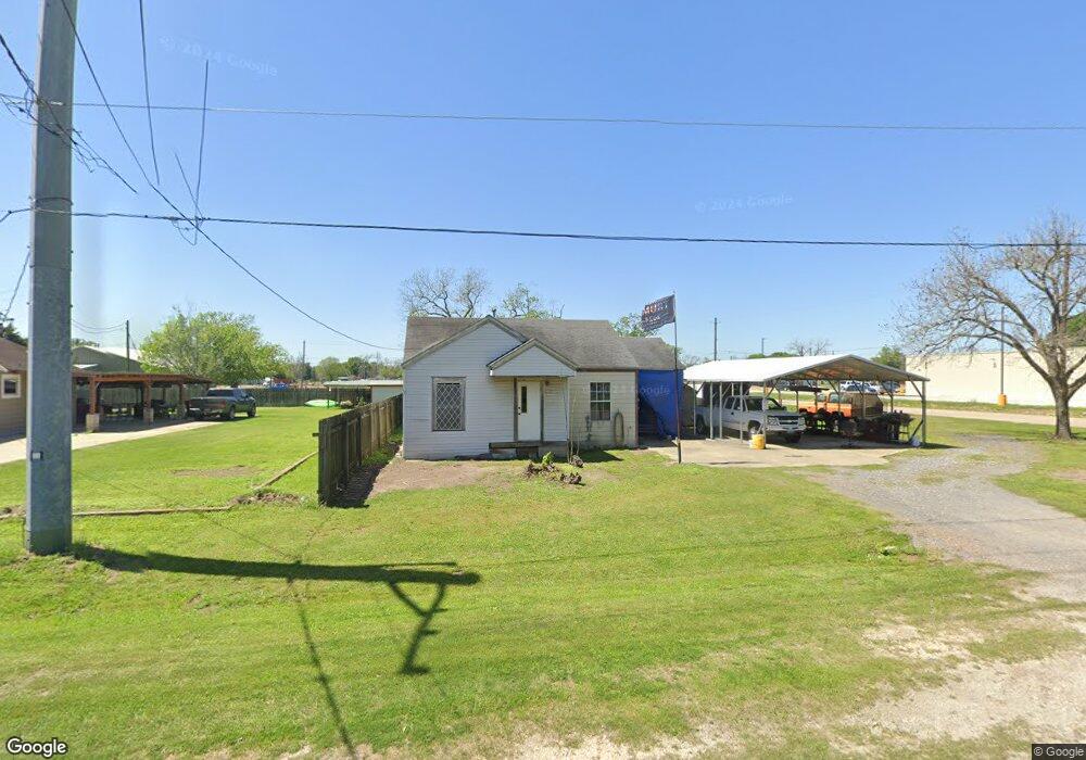 1304 Avenue G, Bay City, TX 77414 - photo 1