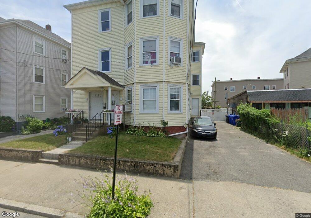 7 Columbine Ave, Pawtucket, RI 02861 - photo 1