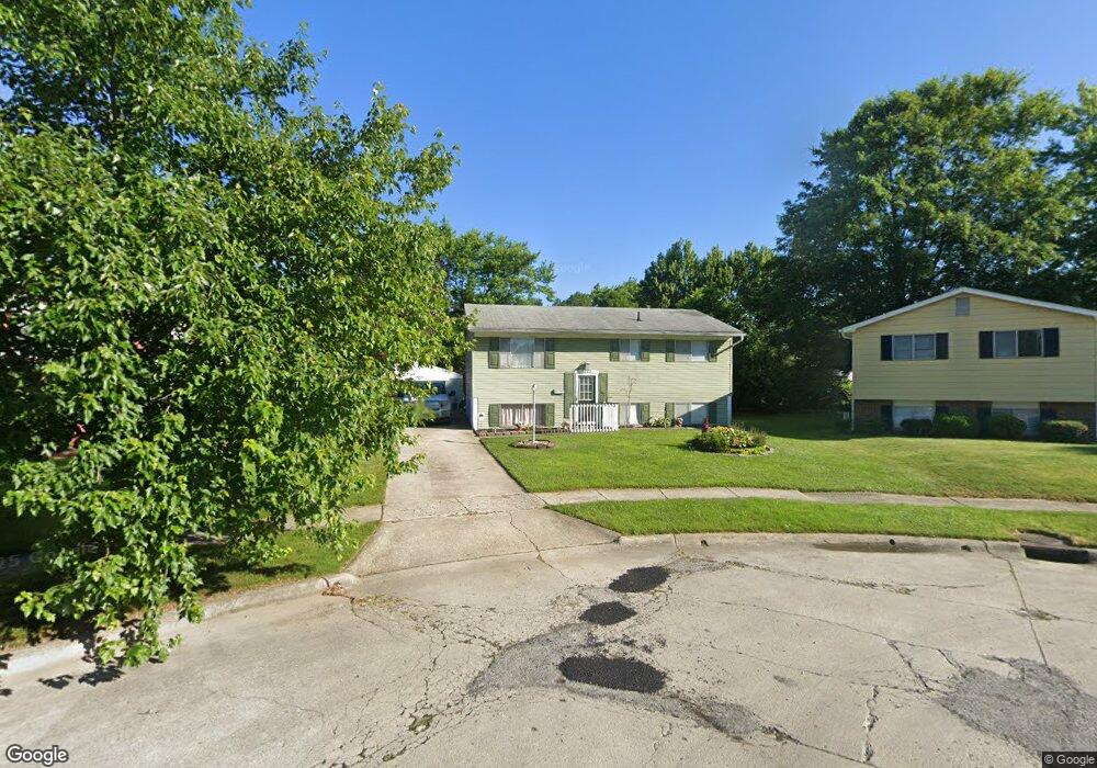 5272 Glenbriar Ct, Columbus, OH 43232 - photo 1