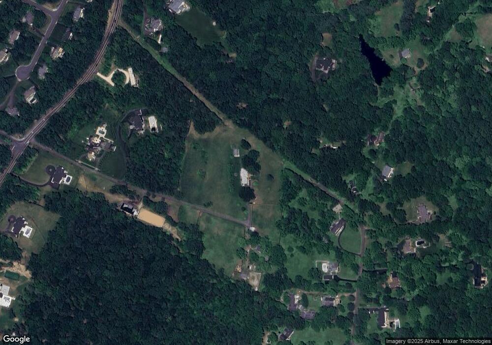 6431 Union Mill Rd, Clifton, VA 20124 - photo 1